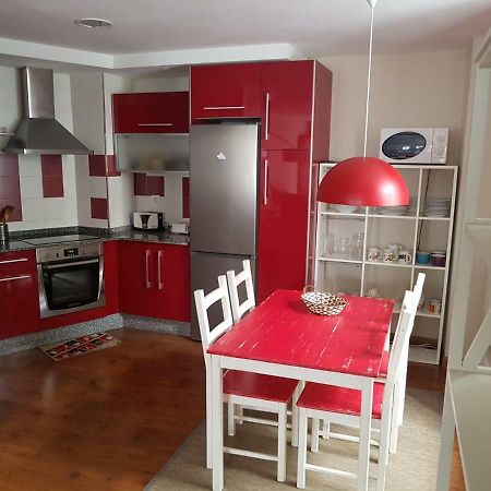 Apartamento Cine Colon Ribadeo Kültér fotó
