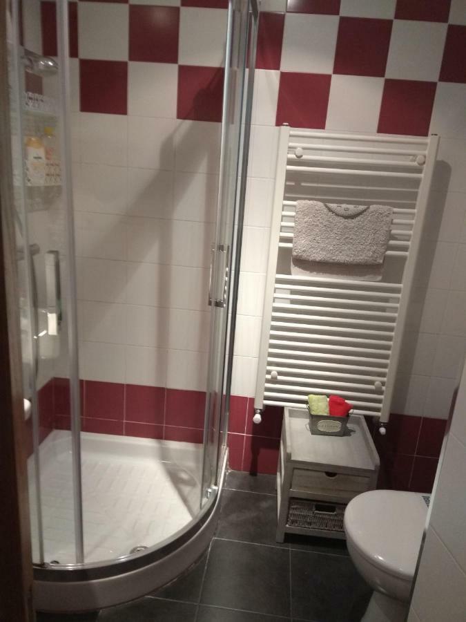 Apartamento Cine Colon Ribadeo Kültér fotó