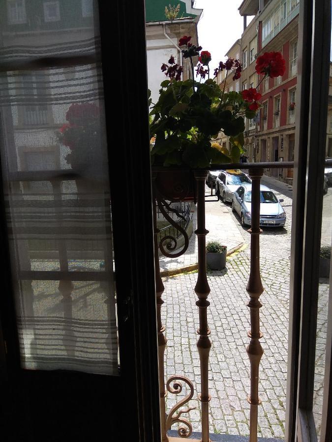 Apartamento Cine Colon Ribadeo Kültér fotó